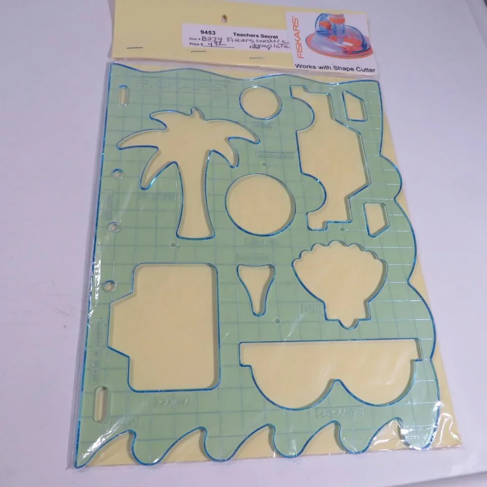 FISKARS “Shape Template” (4) Vacation, School, Coastal, Leaves